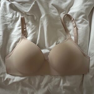 Victoria’s Secret Lightly Lined T-Shirt Bra